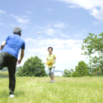 運動している夫婦